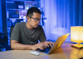 A Practical Solution to Download Premium Flaticon Icons Without Violating Copyright