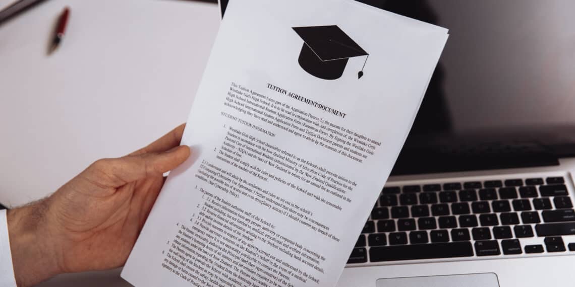 Mau Unduh Paper Gratis Tanpa Ribet? Akses Academia Downloader di Sini!