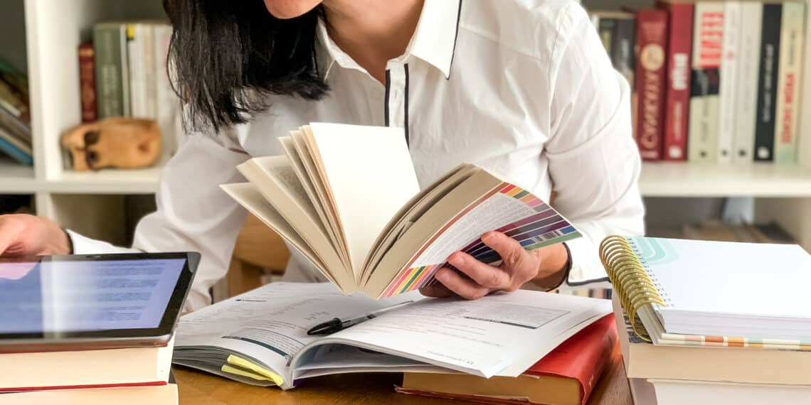 Looking for an Efficient Way to Summarize Research Papers? Try Scholarcy!